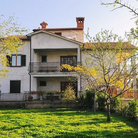 Apartment Labin 1 拉宾